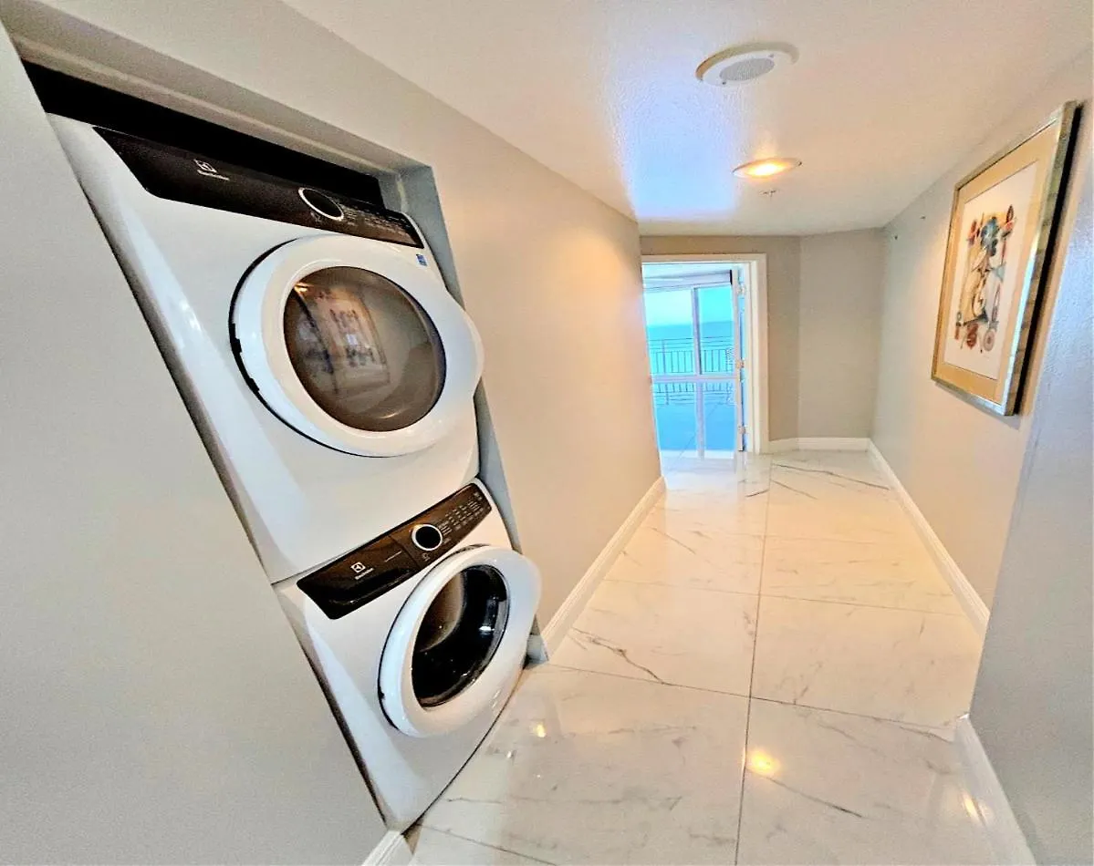 Apartment 14Th Floor 2 Bedroom Resort Condo Direct Oceanfront Wyndham Ocean Walk Resort Daytona Beach 1401
